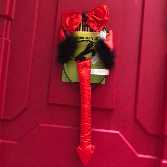 Devil Accessory Kit - Picture 2 of 2
